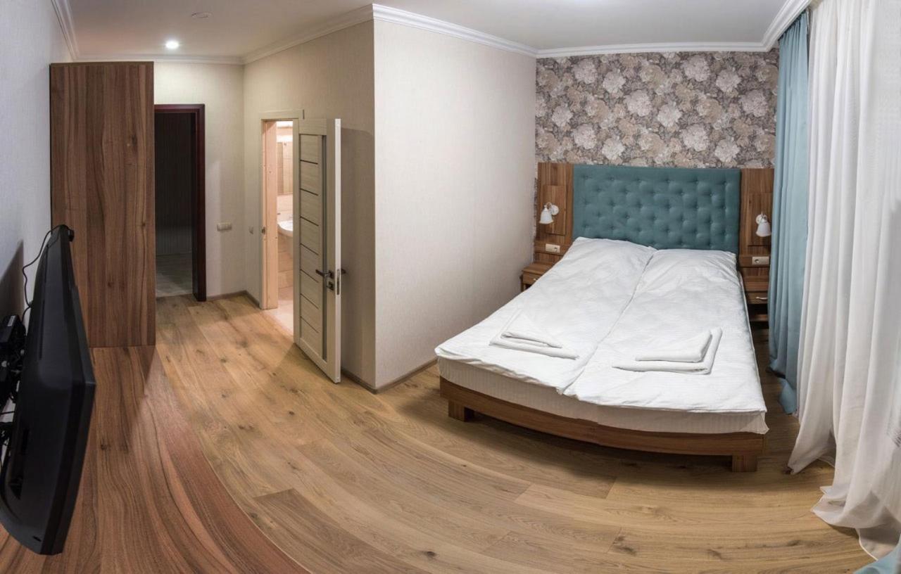Hotel Рандеву Slavske Esterno foto